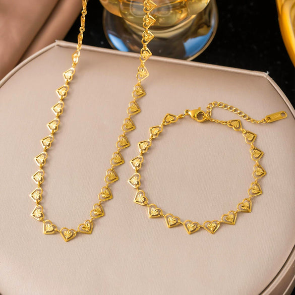 Wholesale Women's 18K Real Gold Plated Titanium Steel Bracelet With Heart Shape Flowers Diamond Geometric Letters Numbers Text Patterns