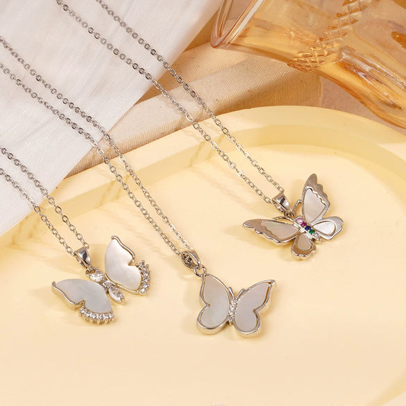Wholesale Women's Light Luxury Animal Zodiac Butterfly Copper Necklace With Mixed Gemstone Setting And Electroplating O Word Chain