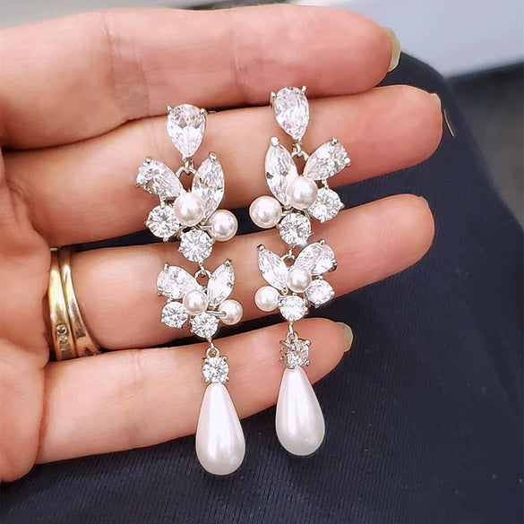 Wholesale Women's Light Luxury Copper Earrings With Imitation Pearl Flower And Leaf Drop Shape And Zircon Design