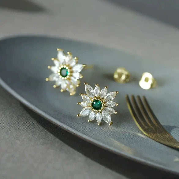 Wholesale Women's Light Luxury Copper Flower Geometric Stud Earrings Set With Zircon