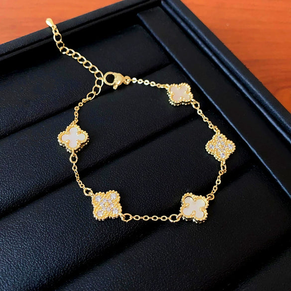 Wholesale Women's Light Luxury Copper Real Gold Electroplated Fourpetal Fritillaria Zircon Bracelet With Flower And Leaves Pattern