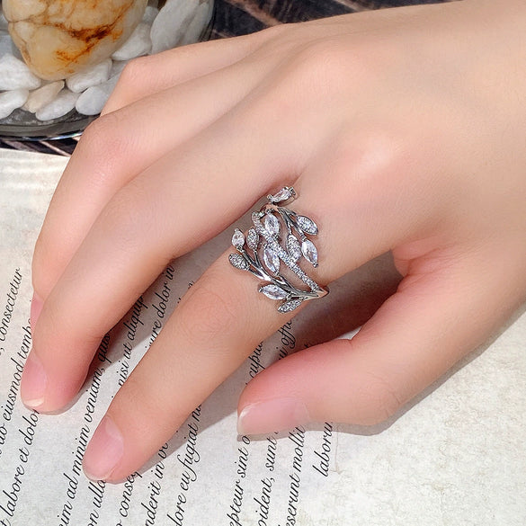 Wholesale Women's Light Luxury Copper Ring With Intertwined Leaves And Zircon Flowers
