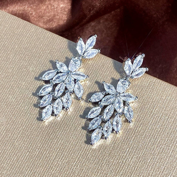 Wholesale Women's Light Luxury Elegant Allmatch Leaf And Flower Copper Earrings For Bridal