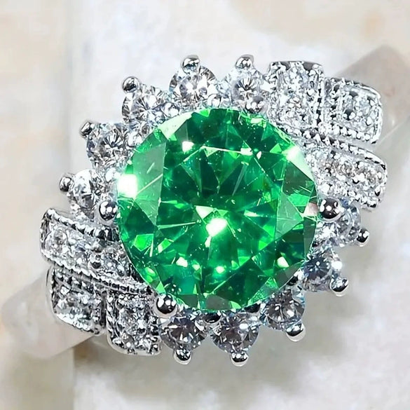 Wholesale Women's Light Luxury Exaggerated Finger Ring Copper Geometric Style Zircon Treatment