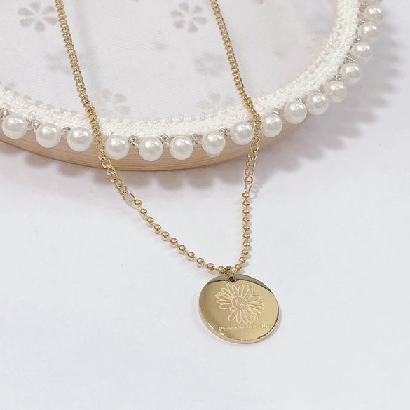 Wholesale Women's Light Luxury Fashion Versatile Titanium Steel Necklace With Geometric Pattern And Polish Finish