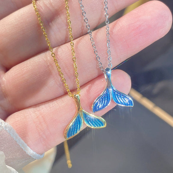 Wholesale Women's Light Luxury Fish Tail Pattern Titanium Steel Oshaped Chain Necklace With Copper Inlaid Zircon Pendant Electroplated