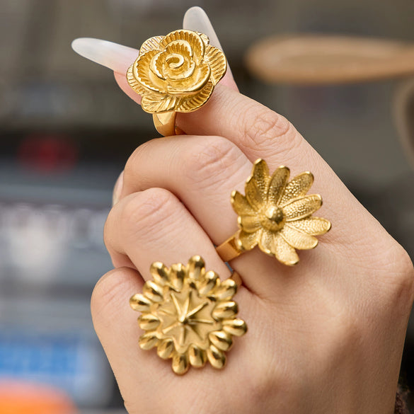 Wholesale Women's Light Luxury Floralshaped Stainless Steel Electroplated Open Ring Set