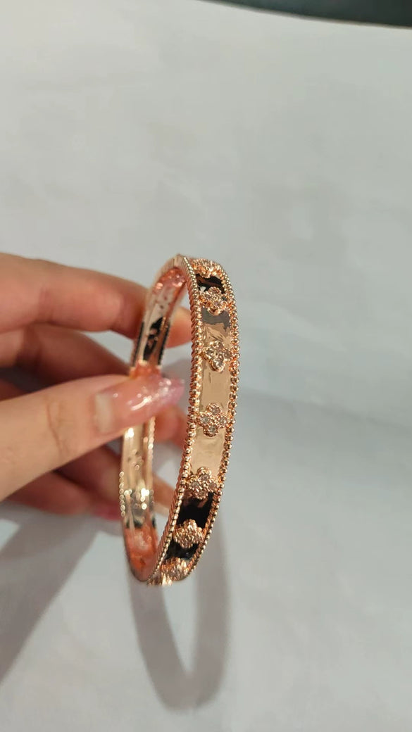 Wholesale Women's Light Luxury Four Leaf Clover Flower Tube Bracelet Copper 18K Rose Gold Plated