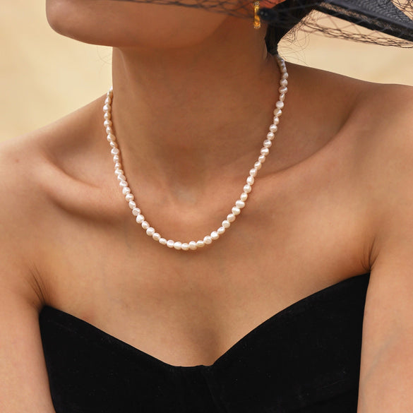 Wholesale Women's Light Luxury Gentle Handmade Freshwater Pearl Geometric 316L Stainless Steel Electroplated Clavicle Chain Necklace