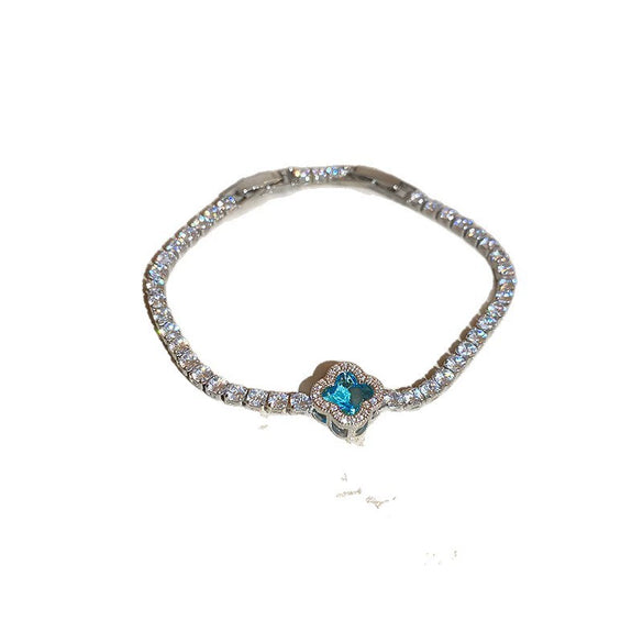 Wholesale Women's Light Luxury Geometric Copper Plastic Zircon Bracelet