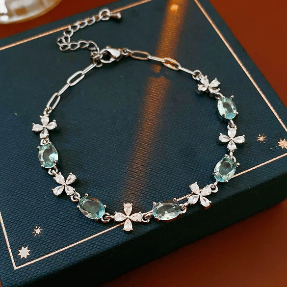 Wholesale Women's Light Luxury Geometric Copper Plastic Zircon Bracelet