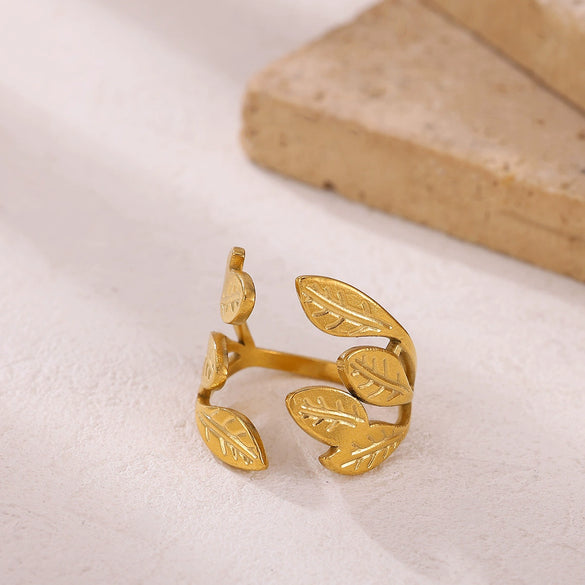 Wholesale Women's Light Luxury Geometric Fruit Pattern Stainless Steel Titanium Steel Gold Inlaid Open Ring Accessories