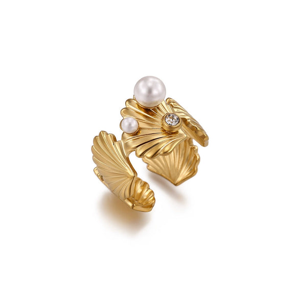 Wholesale Women's Light Luxury Geometric Goldinlaid Ring With Shell Imitation Pearl Fourleaf Clover Heart And Fruit Shapes