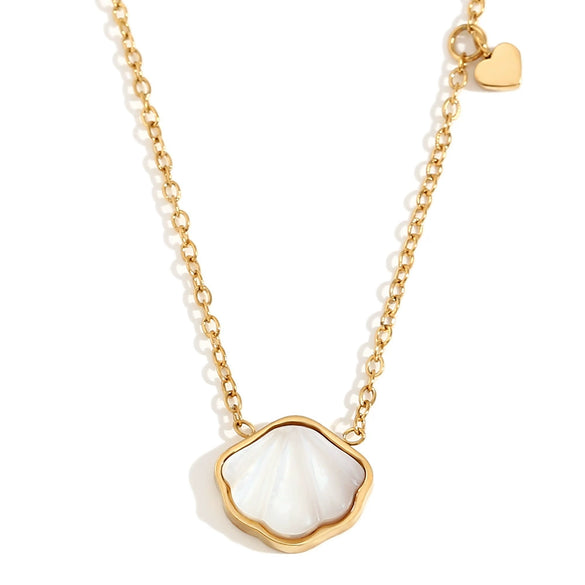 Wholesale Women's Light Luxury Geometric Heart Shape Stainless Steel 18K Gold Plated Pendant Necklace