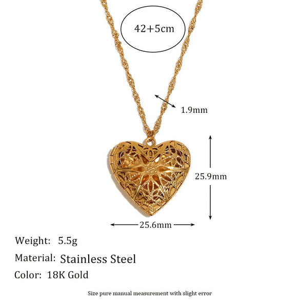Wholesale Women's Light Luxury Geometric Heartshaped Stainless Steel Pendant Necklace With Pvd Furnace Vacuum Real Gold Plating