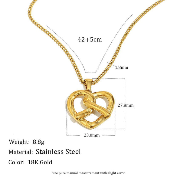 Wholesale Women's Light Luxury Geometric Heartshaped Stainless Steel Pendant Necklace With Pvd Furnace Vacuum Real Gold Plating