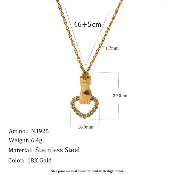 Wholesale Women's Light Luxury Geometric Heartshaped Star Stainless Steel Pvd Furnace Vacuum Real Gold Plated Necklace
