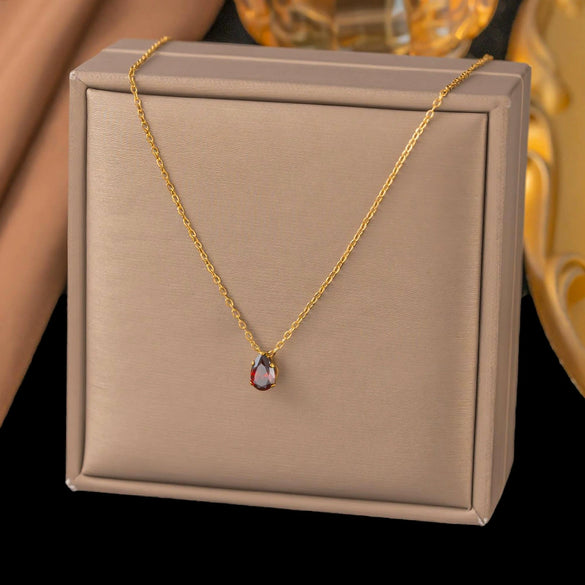 Wholesale Women's Light Luxury Geometric Oval 18K Gold Pendant Titanium Steel Real Gold Plated Flash O Chain Necklace