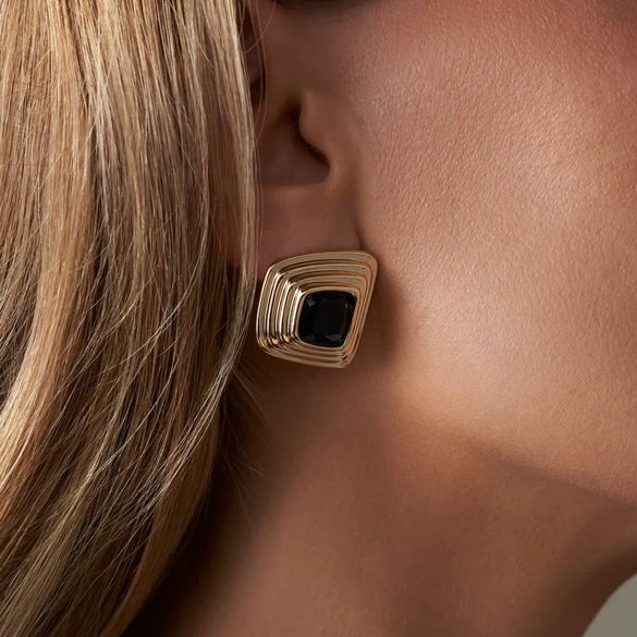Wholesale Women's Light Luxury Geometric Stainless Steel Earrings With Electroplating