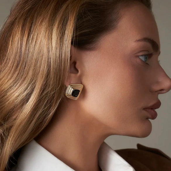 Wholesale Women's Light Luxury Geometric Stainless Steel Earrings With Electroplating