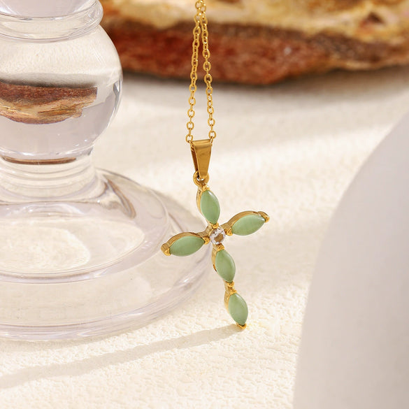 Wholesale Women's Light Luxury Geometric Stainless Steel Electroplated Cross Necklace
