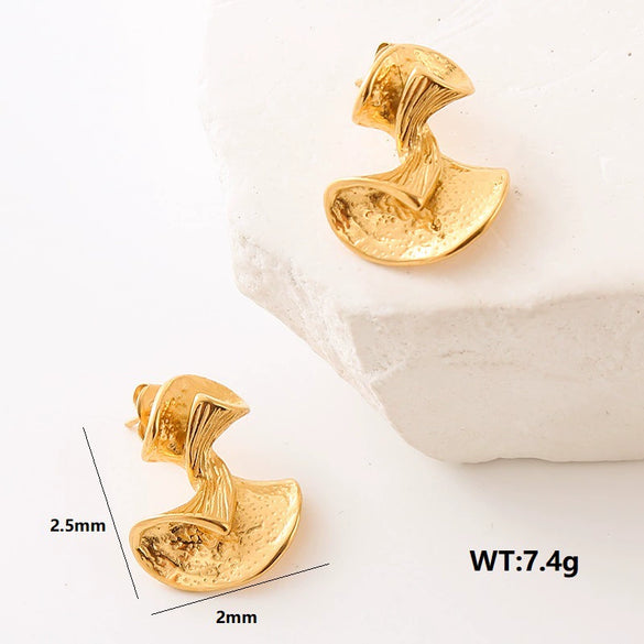Wholesale Women's Light Luxury Geometric Stainless Steel Electroplated Earrings Jewelry