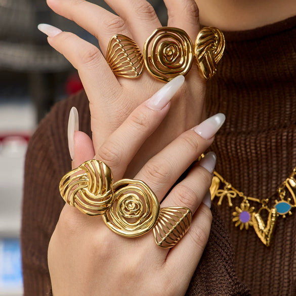 Wholesale Women's Light Luxury Geometric Stainless Steel Electroplated Index Finger Ring Set