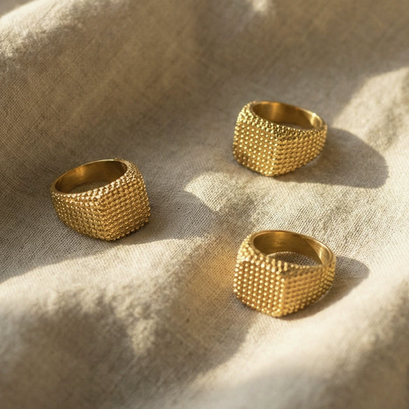 Wholesale Women's Light Luxury Geometric Stainless Steel Electroplated Index Finger Ring