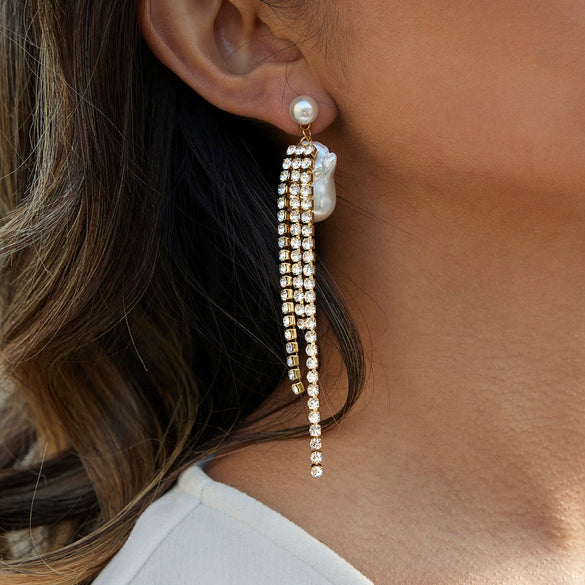 Wholesale Women's Light Luxury Geometric Stainless Steel Electroplated Rhinestone Imitation Baroque Pearl Earrings