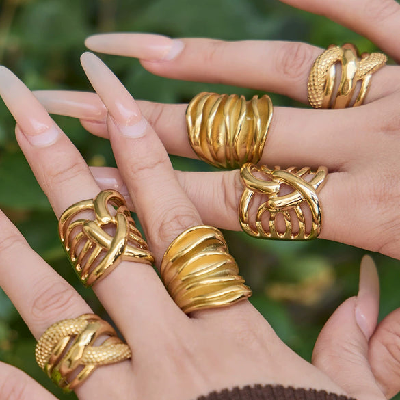 Wholesale Women's Light Luxury Geometric Stainless Steel Electroplated Ring Set