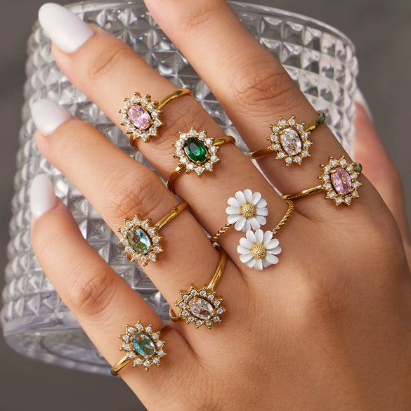 Wholesale Women's Light Luxury Geometric Stainless Steel Electroplated Ring Set