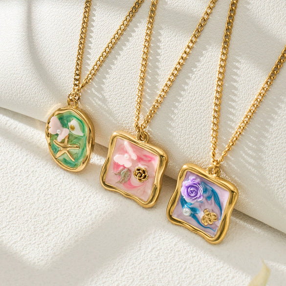 Wholesale Women's Light Luxury Geometric Stainless Steel Electroplated Square Pendant Necklace