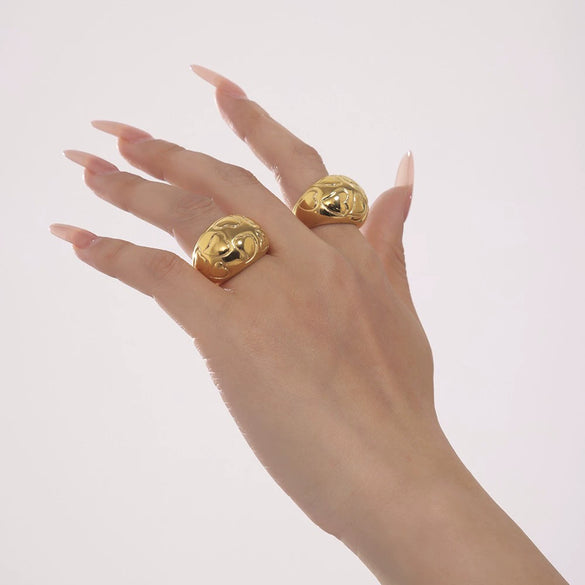 Wholesale Women's Light Luxury Geometric Stainless Steel Gold Plated Finger Ring