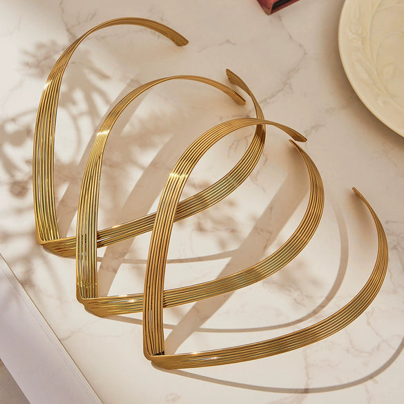 Wholesale Women's Light Luxury Geometric Stainless Steel Necklace With 18K Gold Electroplating