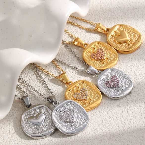 Wholesale Women's Light Luxury Geometric Stainless Steel Pvd Furnace Vacuum Real Gold Plated Hammered Texture Square Pink Diamond Heart Pendant Necklace