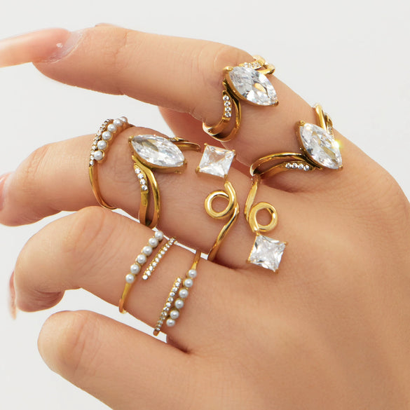 Wholesale Women's Light Luxury Geometric Stainless Steel Vshaped Open Tail Ring Set Gold Plated With 5A Zircon
