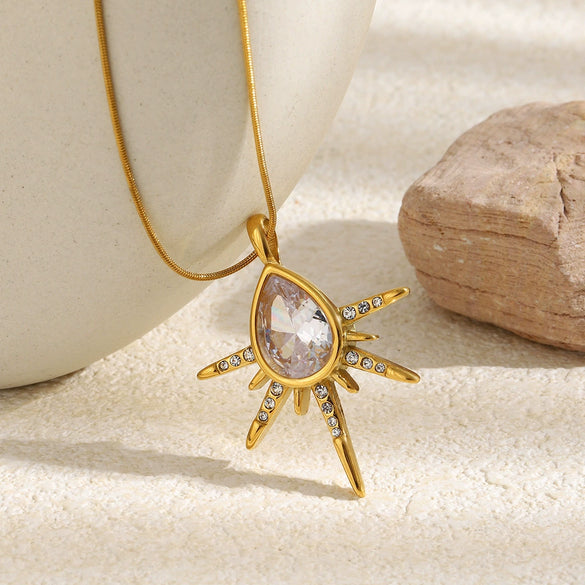 Wholesale Women's Light Luxury Geometric Star Shape Stainless Steel Electroplated Pendant Necklace