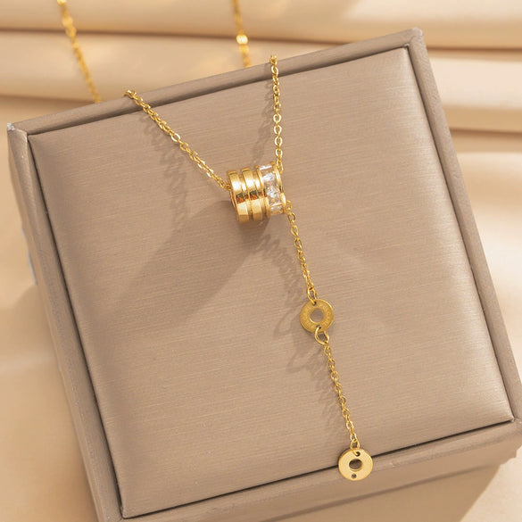Wholesale Women's Light Luxury Geometric Titanium Steel And Copper Necklace With 18K Real Gold Plating