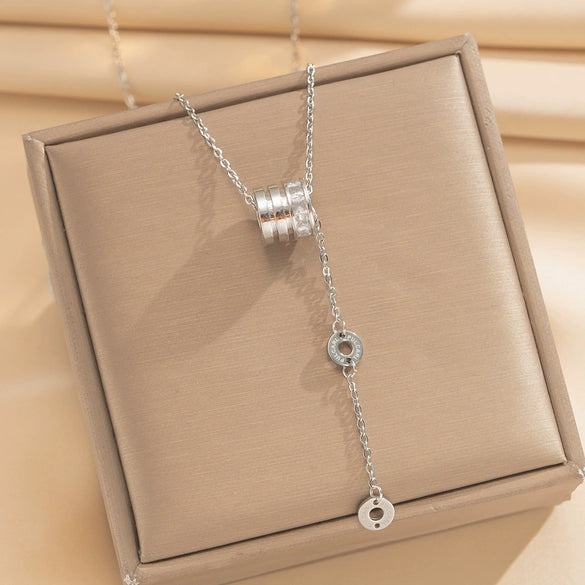 Wholesale Women's Light Luxury Geometric Titanium Steel And Copper Necklace With 18K Real Gold Plating