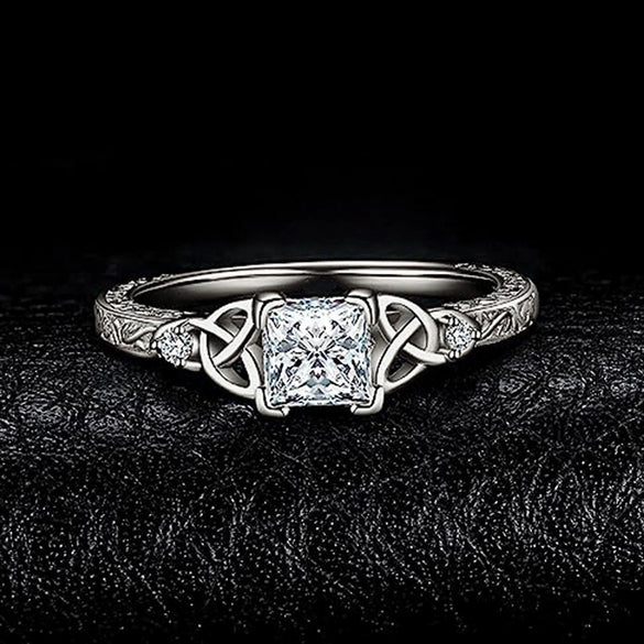 Wholesale Women's Light Luxury Geometric Zircon Copper Ring Jewelry