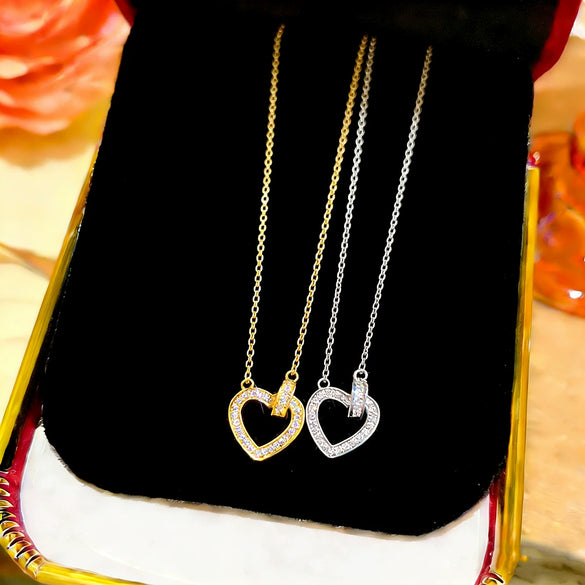 Wholesale Women's Light Luxury Heart Shaped Zircon Inlaid Titanium Steel And Gold Plated Copper Necklace With Oshaped Chain