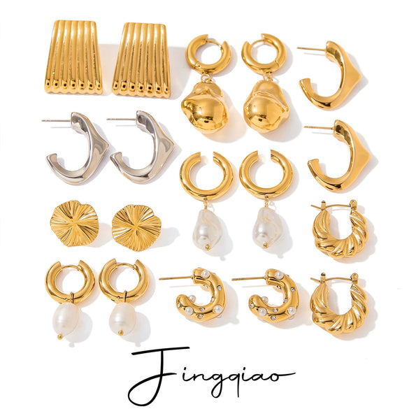 Wholesale Women's Light Luxury High End Stainless Steel Earrings With Geometric Shape And Pearl Electroplated