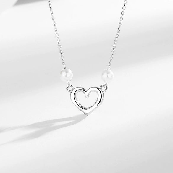 Wholesale Women's Light Luxury Highend S925 Sterling Silver Irregular Heartshaped Geometric Design Clavicle Necklace