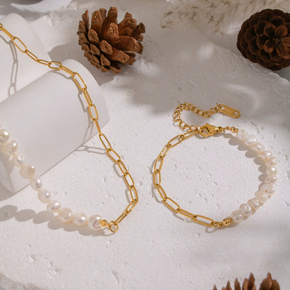 Wholesale Women's Light Luxury Minimalist Electroplated Stainless Steel And Natural Freshwater Pearl Spliced Chain Necklace