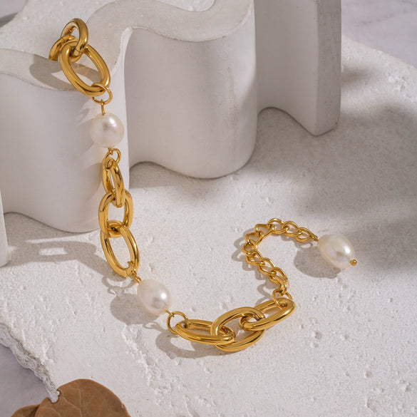 Wholesale Women's Light Luxury Minimalist Geometric Natural Freshwater Pearl Stainless Steel Real Gold Plated Bracelet