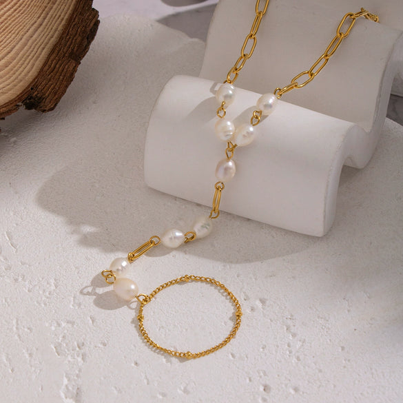 Wholesale Women's Light Luxury Minimalist Geometric Stainless Steel Real Gold Plated Finger Chain Bracelet With Natural Freshwater Pearls
