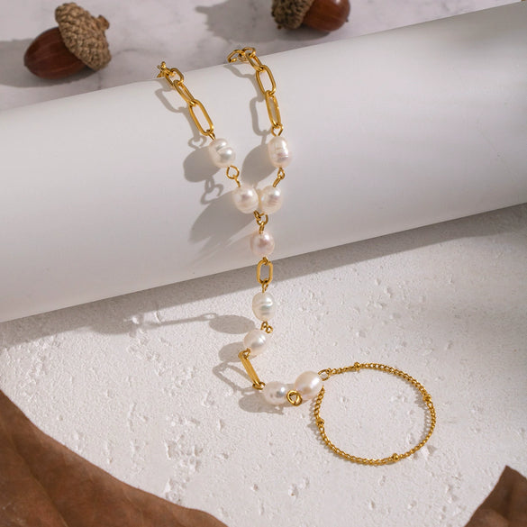 Wholesale Women's Light Luxury Minimalist Geometric Stainless Steel Real Gold Plated Finger Chain Bracelet With Natural Freshwater Pearls