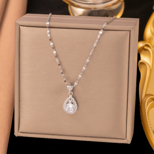 Wholesale Women's Light Luxury Minimalist Heart Shape Copper Electroplated Clavicle Chain Necklace