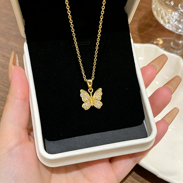 Wholesale Women's Light Luxury Minimalist Titanium Steel Insectshaped Zirconia Butterfly Necklace