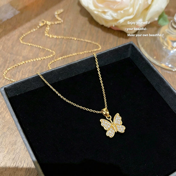 Wholesale Women's Light Luxury Minimalist Titanium Steel Insectshaped Zirconia Butterfly Necklace